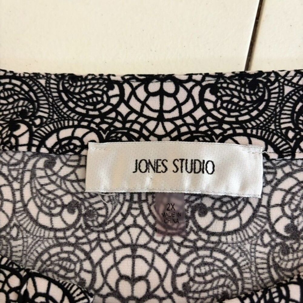 Jones Studio Blouse Women's 2X Printed Sleeveless Round Neck Tank Top Floral - Picture 6 of 8